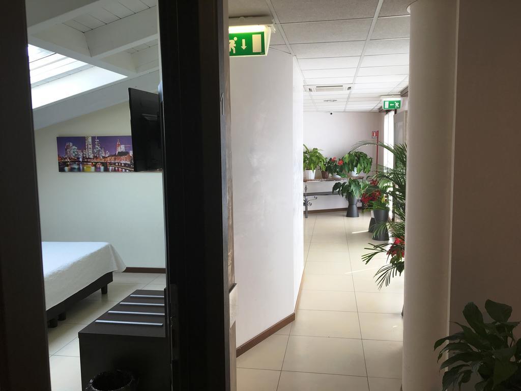 Residenza S.Event B&B Buccinasco Luaran gambar